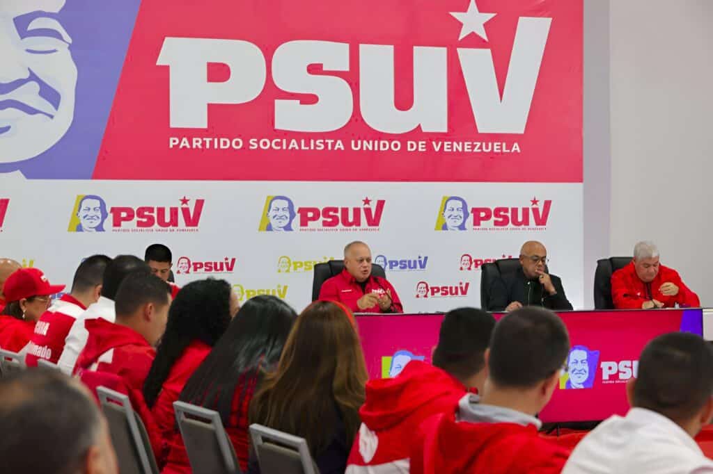 PSUV leader Diosdado Cabello answering questions during the party's weekly press conference this Monday, March 10, 2025. Photo: Con el Mazo Dando.