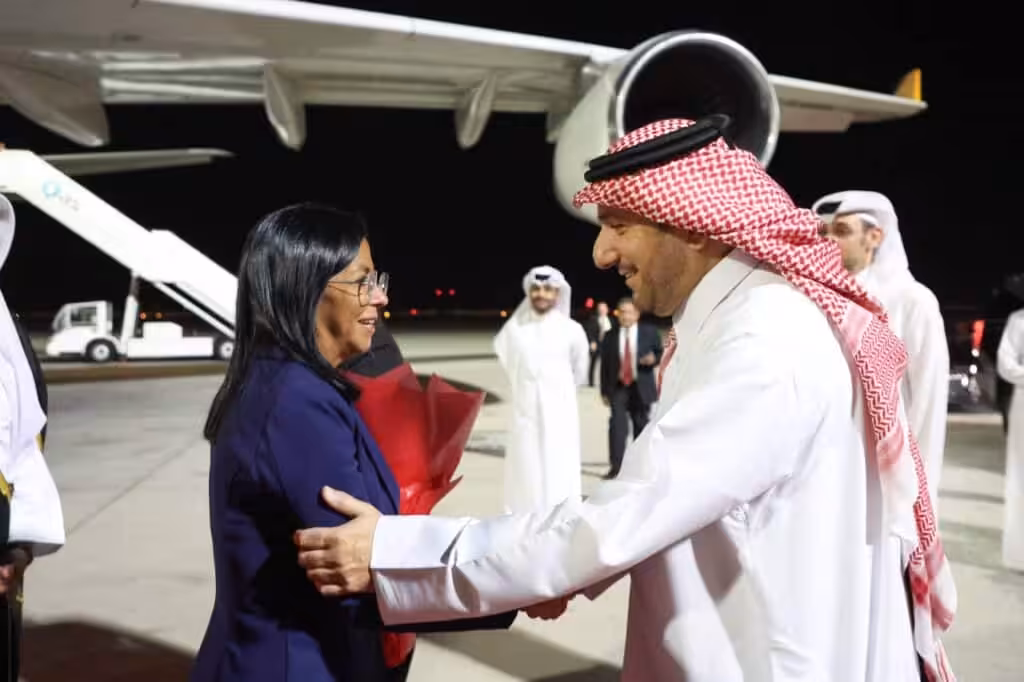 Vice President Delcy Rodríguez arrives in Qatar. Photo: Vicepresidencia de la República Bolivariana de Venezuela/Daniela Millan.