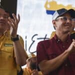 Venezuelan far-right Justice First party members Henrique Capriles (right) and Tomás Guanipa (left) during a political rally. Photo: File photo.