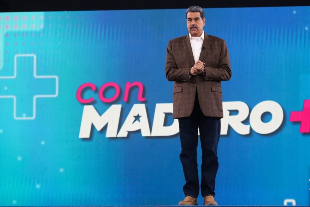 President Nicolás Maduro Moros makes an announcement on Con Maduro Más. Photo: Threads/presidencialve.