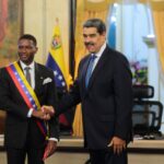 Grenada's Prime Minister Dickon Mitchell (left) shaking hands with his Venezuelan counterpart Nicolás Maduro (right), at Miraflores Palace, Caracas, on April 29, 2025. Photo: Presidential Press.