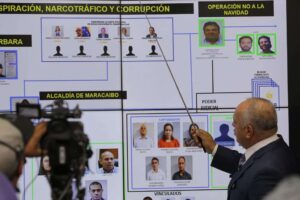 Venezuelan Interior Minister Diodado Cabello showing the criminal chart of those involved in the drug-trafficking ring dismembered by the Catatumbo Lighting 2025 Operation in Zulia state. Caracas, April 4, 2025. Photo: AVN.