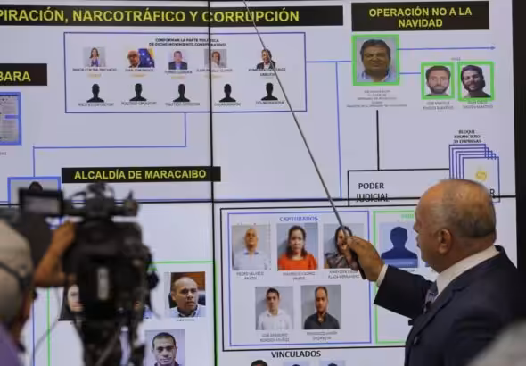 Venezuelan Interior Minister Diodado Cabello showing the criminal chart of those involved in the drug-trafficking ring dismembered by the Catatumbo Lighting 2025 Operation in Zulia state. Caracas, April 4, 2025. Photo: AVN.