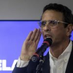 Henrique Capriles speaks at the launch of the opposition platform DECIDE, at Central University of Venezuela, April 3, 2025. Photo: X/@el_carabobeno.