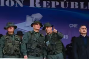 Venezuelan Defense Minister Vladimir Padrino López (second from left) at the launch of the security deployment for the May 25 elections. Photo: Fausto Torrealba/AVN.