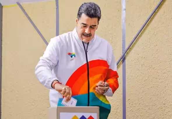 Venezuelan President Nicolás Maduro votes in the consultative referendum on Guayana Esequiba, December 3, 2023. Photo: AFP/File photo.