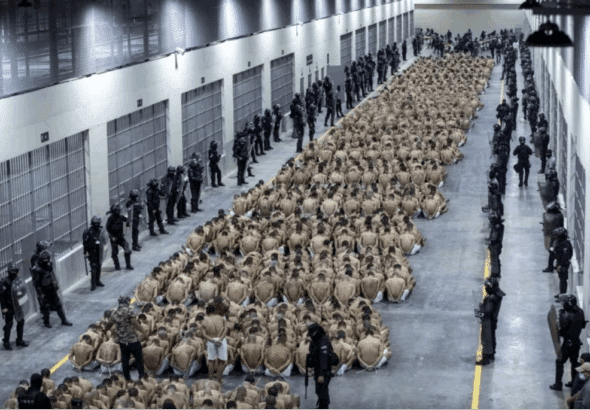 A group of 2,000 detainees are moved to CECOT on March 15, 2023. Photo: Getty Images.