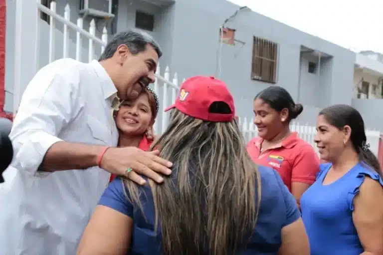 Venezuelan President Nicolás Maduro meeting community leaders in La Guaira state on Saturday, May 17, 2025. Photo: IG/@nicolasmaduro.