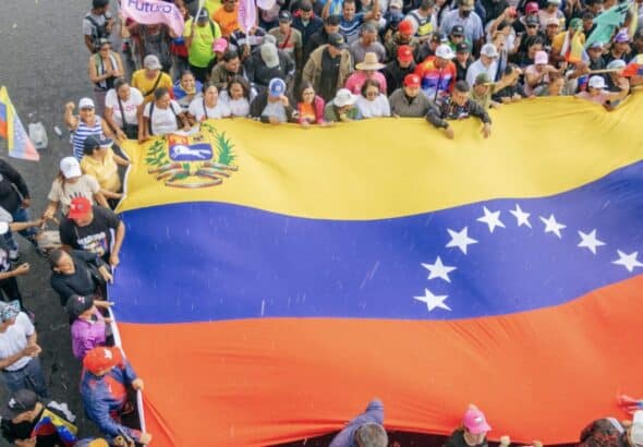 Venezuelan people marched in the rain on July 30 in defense of the July 28 electoral results. Photo: Zoe Alexandra.