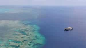 A Chinese fishing boat operating in the waters of China's Huangyan Island in the South China Sea on April 12. Photo: XINHUA.