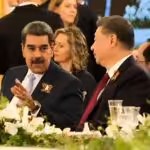 Presidents Nicolás Maduro of Venezuela and Xi Jinping of China having a conversation during a dinner at the Kremlin in Russia. Photo: Presidential Press.