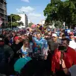 Venezuelan President Nicolás Maduro marching with First Lady Cilia Flores alongside the people, at Libertador Avenue in Caracas, on Thursday, May 22, 2025, during the massive closing rally of the Chavista campaign for the coming parliamentary and governors elections. Photo: Presidential Press.