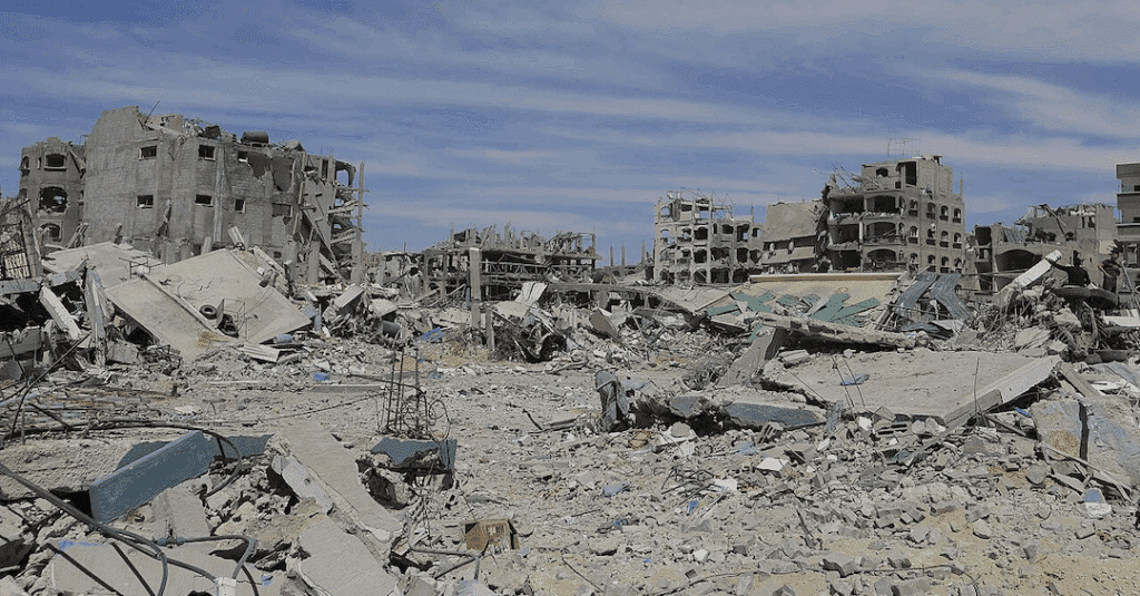 Destruction caused by the Zionist Entity's bombing of Jabalia camp, Gaza Strip, October 16, 2024. Photo: Wikimedia Commons.