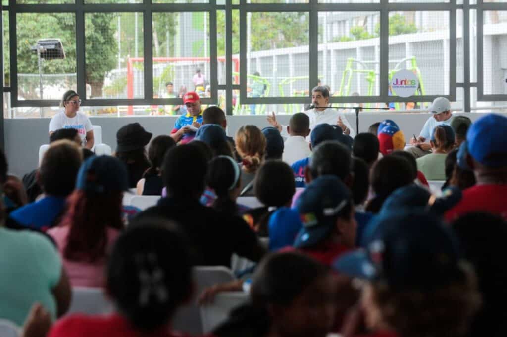 Venezuelan President Nicolas Maduro on a televised meeting in La Guaira state on Saturday, May 17, 2025. Photo: Presidential Press.