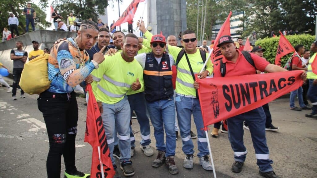 Members of SUNTRACS Panama. Photo: Suntracs.