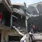 New, unidentified warplanes dropped high-explosive bombs and executed the largest fire belts since the offensive resumed in late March. Photo: AFP.