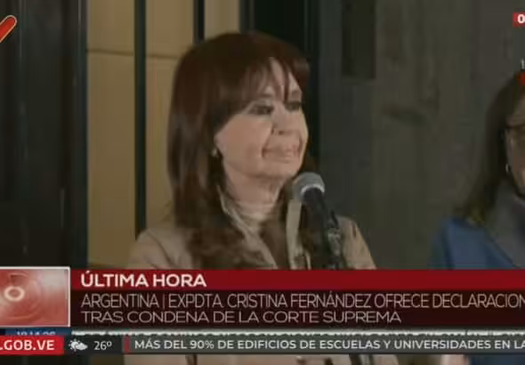Former president of Argentina, Cristina Fernández de Kirchner delivers a speech to supporters, following the Supreme Court verdict against her in a case widely considered as lawfare. Photo: Screenshot/Telesur.