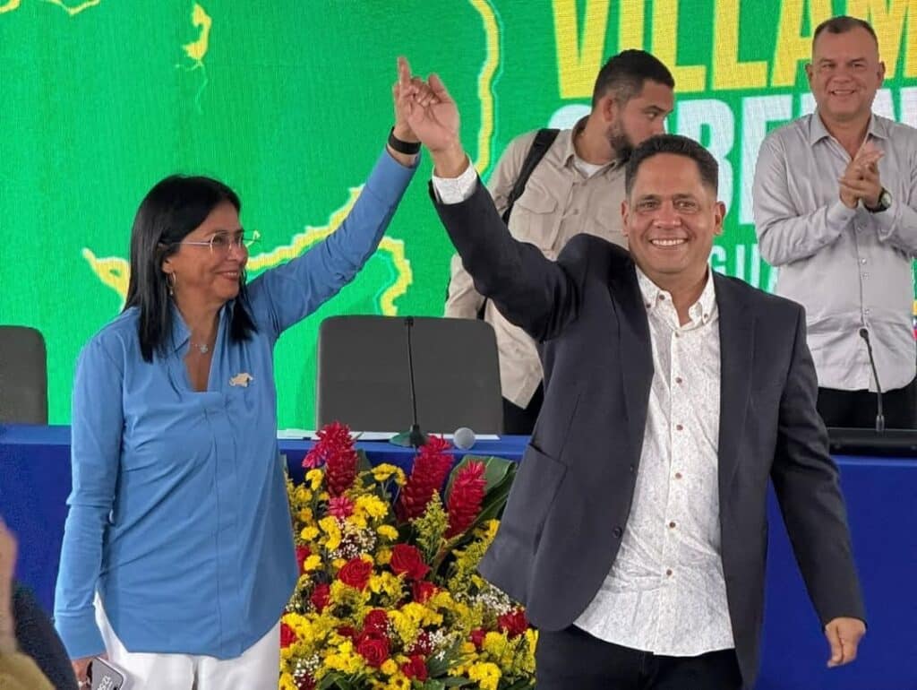 Venezuelan Vice President Delcy Rodríguez with the newly elected governor of Guayana Esequiba, Neil Villamizar, at the latter's swearing-in ceremony, June 5, 2025. Photo: Comisión Esequibo.