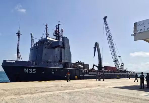 The foreign vessel N35 kept detained at the Port of Guamache of Margarita Island, Nueva Esparta state, Venezuela. Photo: Instagram/@redi.main.