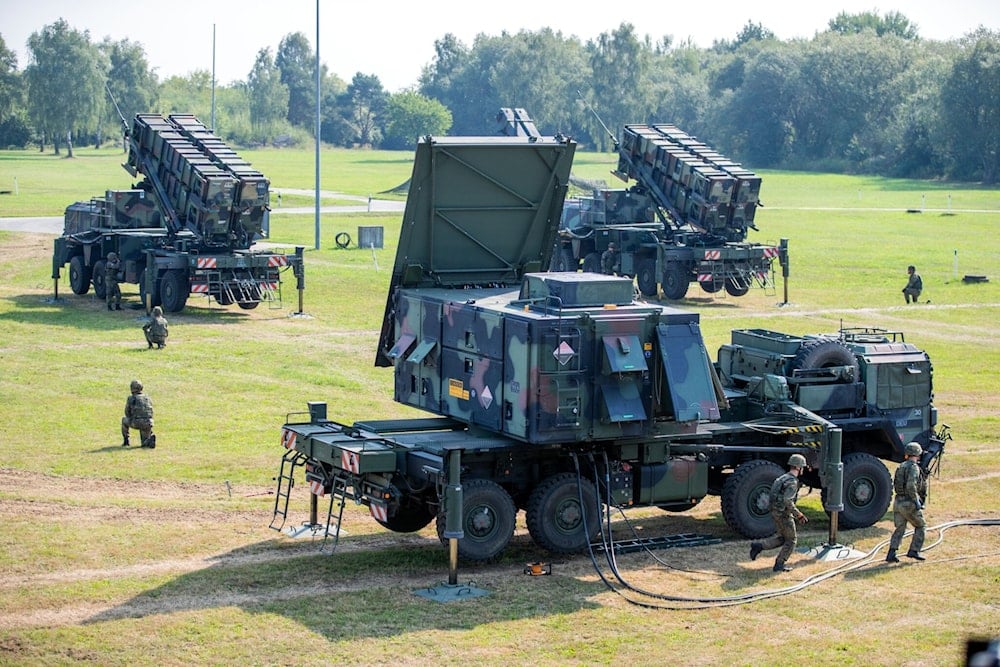 27 August 2019, Mecklenburg Western Pomerania. Cammin: Soldiers of Air Defense Missile Group 21 of the Bundeswehr Air Force are practicing the establishment of an air defense position. Photo: AP.