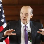 Former Colombian Foreign Minister Alvaro Leyva next to a US flag. Photo: Mauricio Dueñas Castañeda/EFE/file photo.
