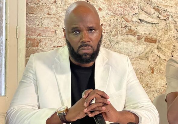 Kémi Séba speaking in his first press conference in Haiti from the Brise de Mer hotel in Cap-Haïtien on May 29. Photo: Haïti Liberté.