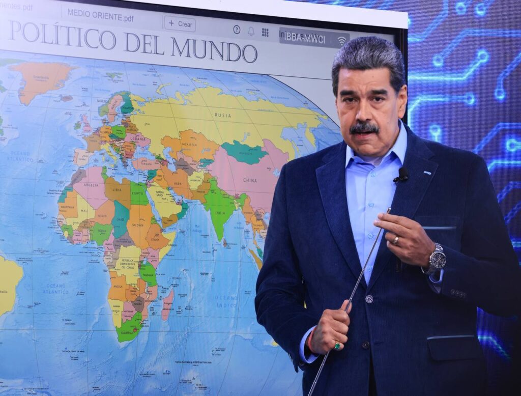 Venezuelan President Nicolas Maduro with a world map in the background on Monday, June 23, 2025. Photo: Presidential Press.