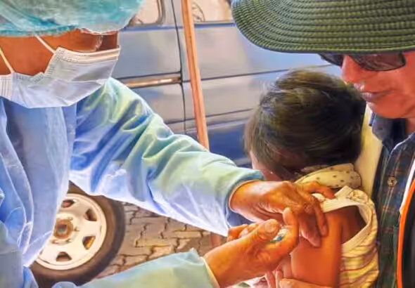 Baby being vaccinated. Photo: Bolivian Ministry for Health and Sports/file photo.