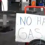 A sign at a gas station in Mar del Plata, Argentina, reads: "There is no gas." Photo: El Destape.