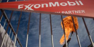 Gas flaring in an ExxonMobil facility in Guyana. Photo: Victor Moriyama/InfoAmazonia.