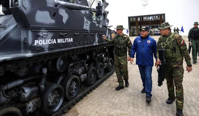 Venezuelan Interior Minister Diosdado Cabello at the delivery of new equipment to the FANB at the Bolivarian Military University, July 17, 2025. Photo: AVN.