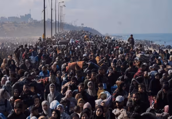 Displaced Palestinians return to their homes in the northern Gaza Strip. Monday, Jan. 27, 2025. Photo: AP Photo/Abdel Kareem Hana.