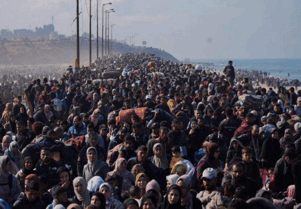 Displaced Palestinians return to their homes in the northern Gaza Strip. Monday, Jan. 27, 2025. Photo: AP Photo/Abdel Kareem Hana.