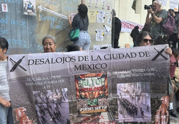 Protests in Mexico City against gentrification. Photo: Habitat International Coalition.