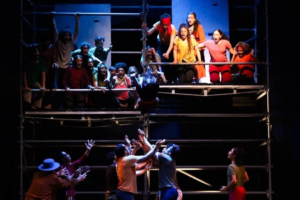 photo_5113839477574448541_w-1200x800