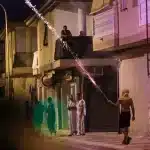 The San Antonio neighborhood in Torre Pacheco (Murcia) during the riots on Tuesday night. Photo: Pablo Miranzo/EFE.