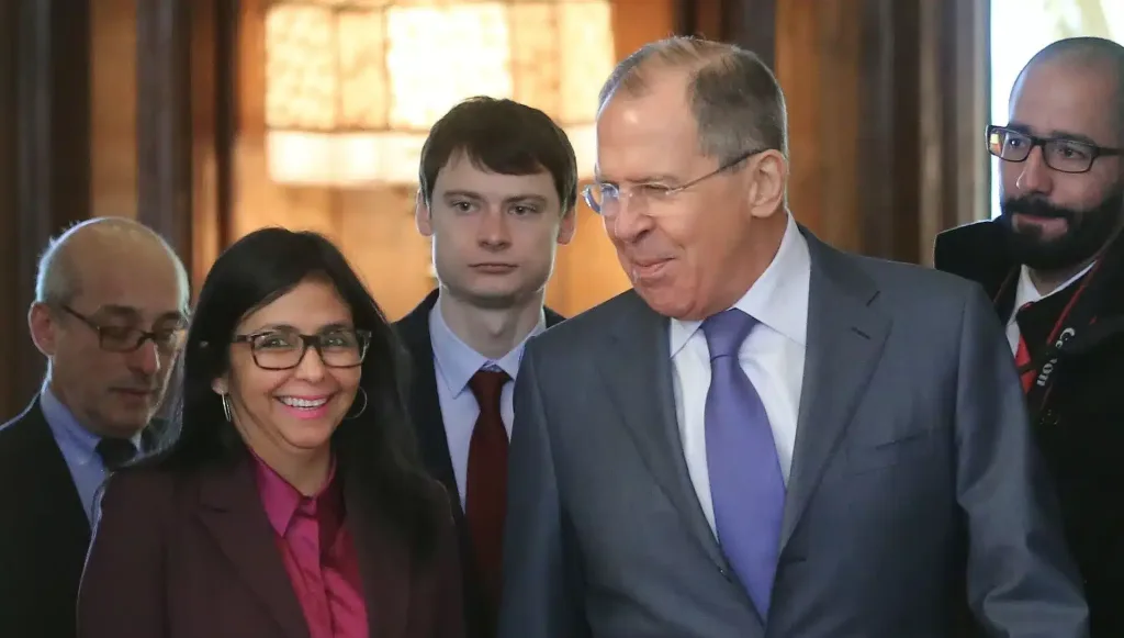 Former Venezuelan Foreign Minister and current Vice President Delcy RodrĂguez meets with her Russian counterpart Sergey Lavrov in Moscow in 2017. Photo: Vitaliy Belousov/Sputnik/File photo.