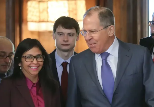 Former Venezuelan Foreign Minister and current Vice President Delcy Rodríguez meets with her Russian counterpart Sergey Lavrov in Moscow in 2017. Photo: Vitaliy Belousov/Sputnik/File photo.