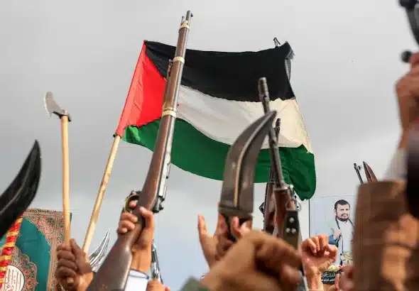 Yemenis during a rally in solidarity with Palestinians and in condemnation of the Israeli entity and the US in Sanaa on August 8, 2025. Photo: AFP.
