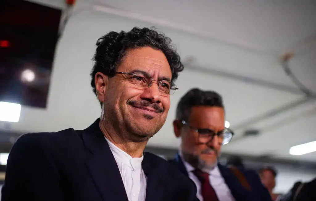 Colombian Senator Iván Cepeda during the trial of former President Álvaro Uribe, July 2025. Photo: Sebastian Barros/Long Visual Press.