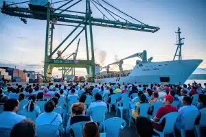 Featured image: Reception ceremony of the Venezuelan ship Manuel Gual as it delivered aid for the Cuban people in Havana on Saturday, August 30, 2025. Photo: X/@BrunoRguezP.