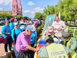 Largas-colas-se-hicieron-en-el-punto-de-registro-del-municipio-Miranda-Foto-Janeth-Briceno-1