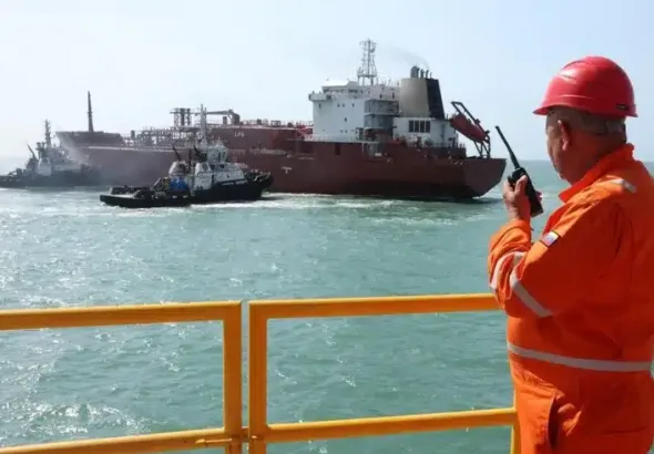 PDVSA-barco-trabajador-1-750x536