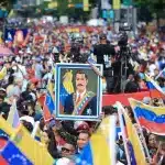 Venezuelans marching in the streets of Caracas to show support for President Nicolas Maduro and their anti-imperialist spirit. Caracas, Monday, August 11, 2025. Photo: La IguanaTV.