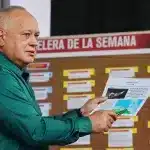 Venezuelan Interior Minister Diosdado Cabello shows on a map the probable zone where the US claims to have blown up a "drug boat" allegedly originating from Venezuela. Photo: Con El Mazo Dando.