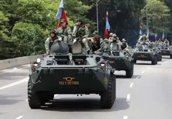 Deployment of the FANB in the communal circuits across Venezuela as part of "The barracks go to the people" campaign. Photo: Prensa FANB.