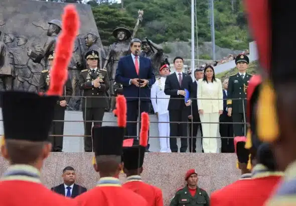 Venezuelan President Nicolás Maduro and Chinese Ambassador Lan Hu inaugurate a commemorative monument for the 80th anniversary of Chinese victory over imperial Japan, Caracas, September 3, 2025. Photo: Presidential Press.