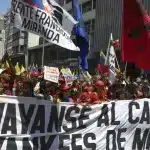 Thousands of supporters of Venezuelan leader Nicolas Maduro marched through the capital Caracas in protest against attempts by US President Donald Trump to asphyxiate the ruling regime. Photo: MercoSur.
