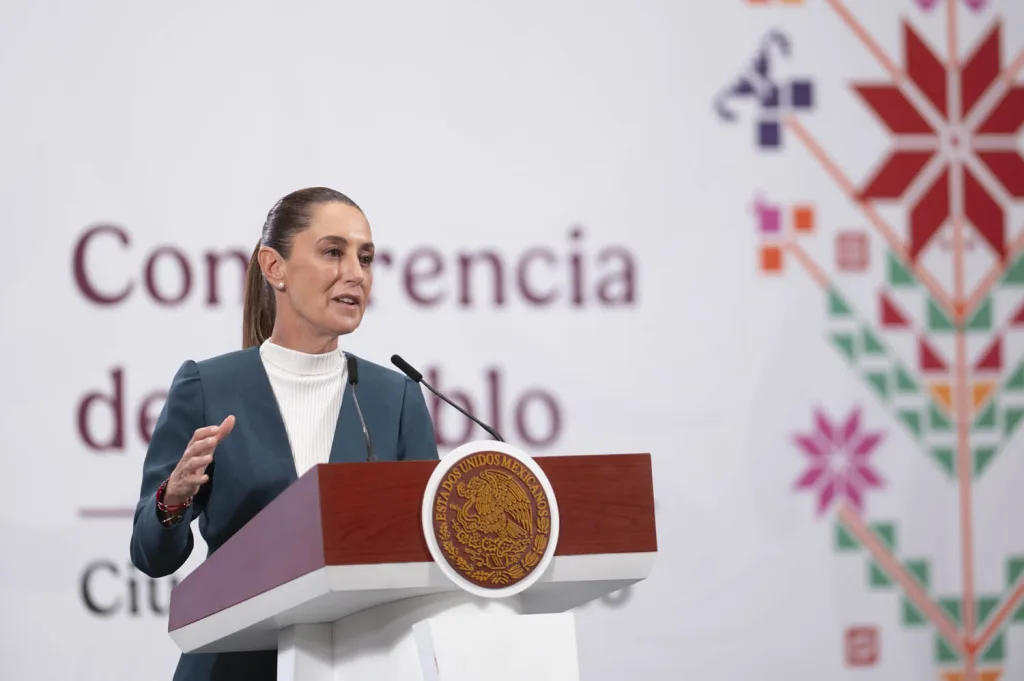 Mexican President Claudia Sheinbaum during her daily press conference (Las Mañaneras) in the National Palace on Monday, October 13, 2025. Photo: Saúl López Escorcia/Mexican Presidency.