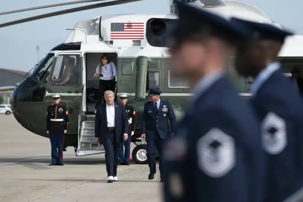 President Donald Trump at Joint Base Andrews, Maryland, on Sept. 26, 2025, about to board Air Force One en route Farmingdale, New York to attend the Ryder Cup golf competition. Photo: Joyce N. Boghosian/White House.
